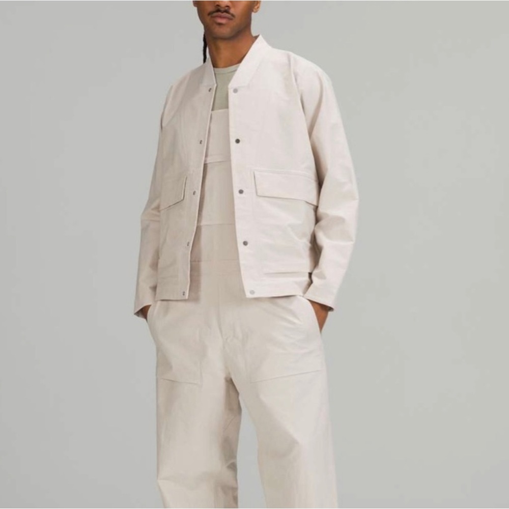 - Lululemon LAB Cargo Jacket • Muslin